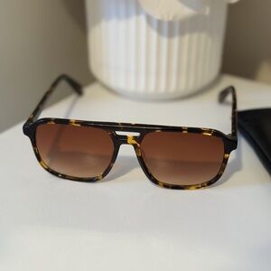 Quay Australia Rectangular Tortoise Sunglasses Brown Lens NWT